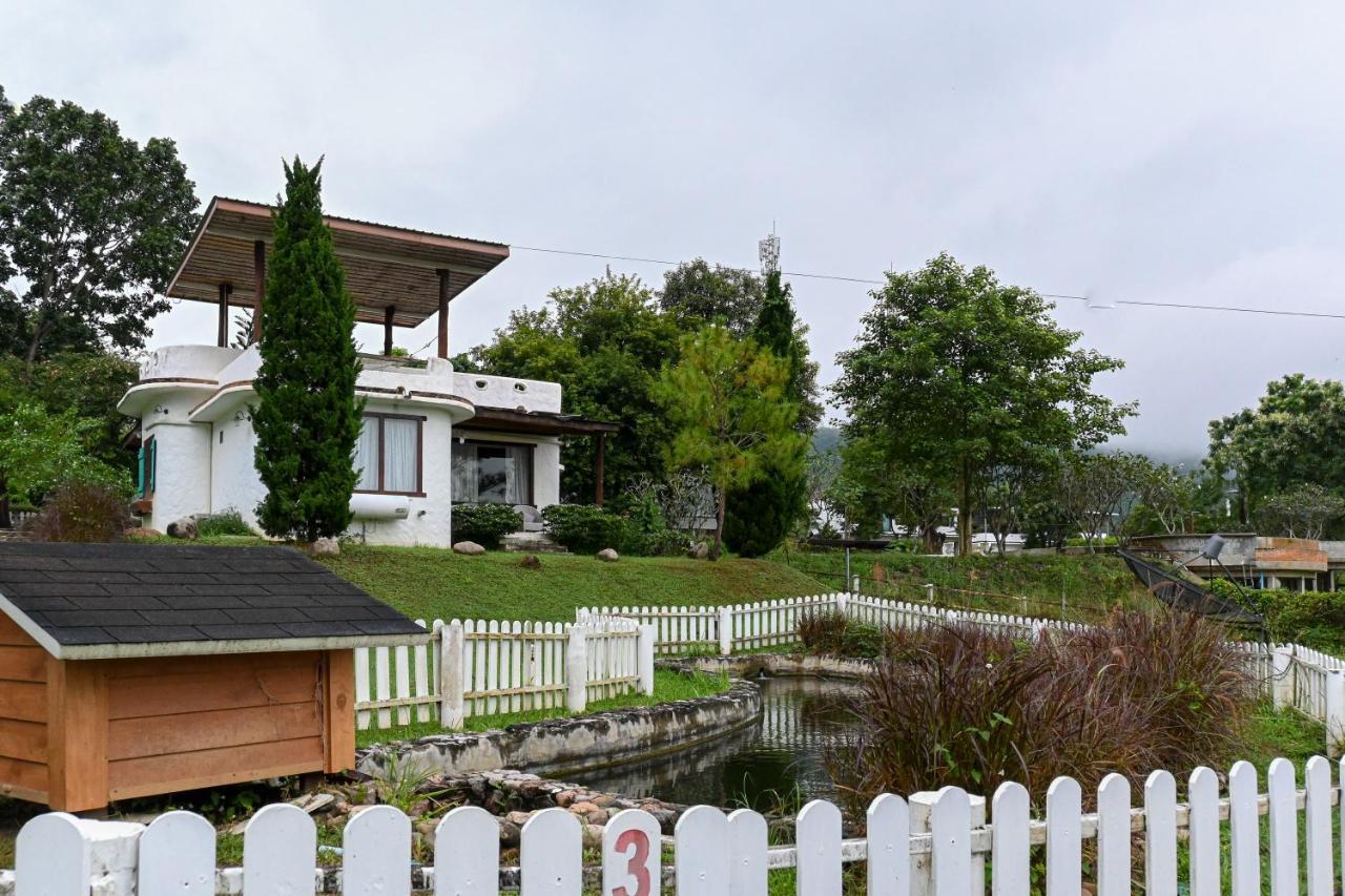 Swiss Valley Hip Resort Suan Phueng Extérieur photo