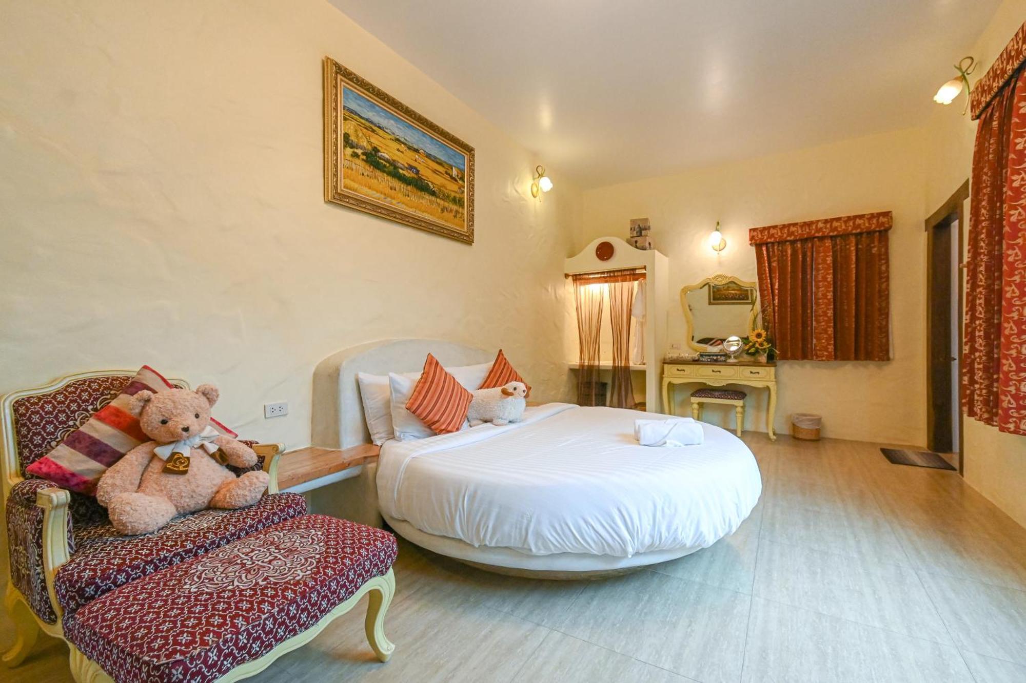 Swiss Valley Hip Resort Suan Phueng Chambre photo