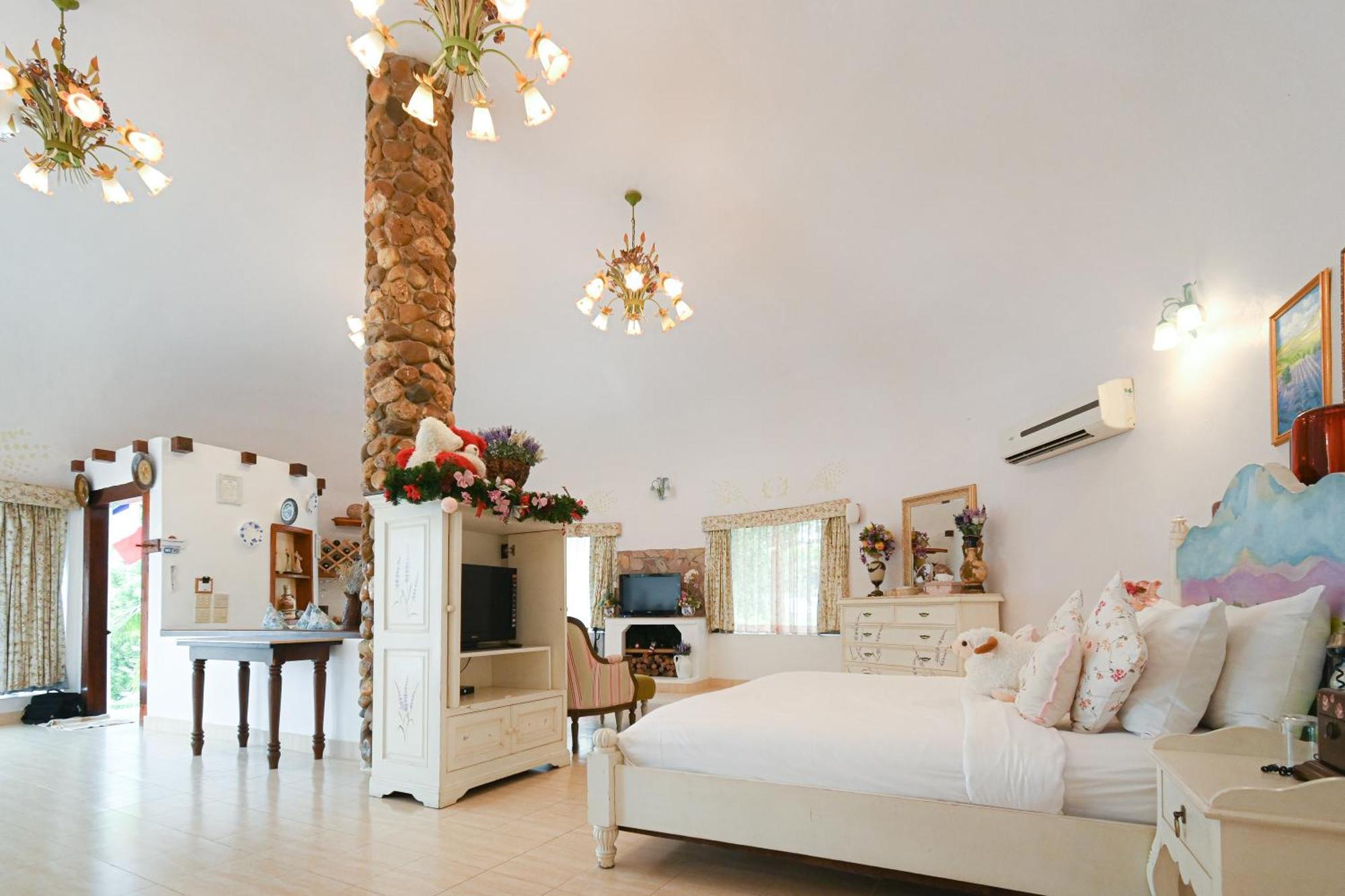 Swiss Valley Hip Resort Suan Phueng Chambre photo